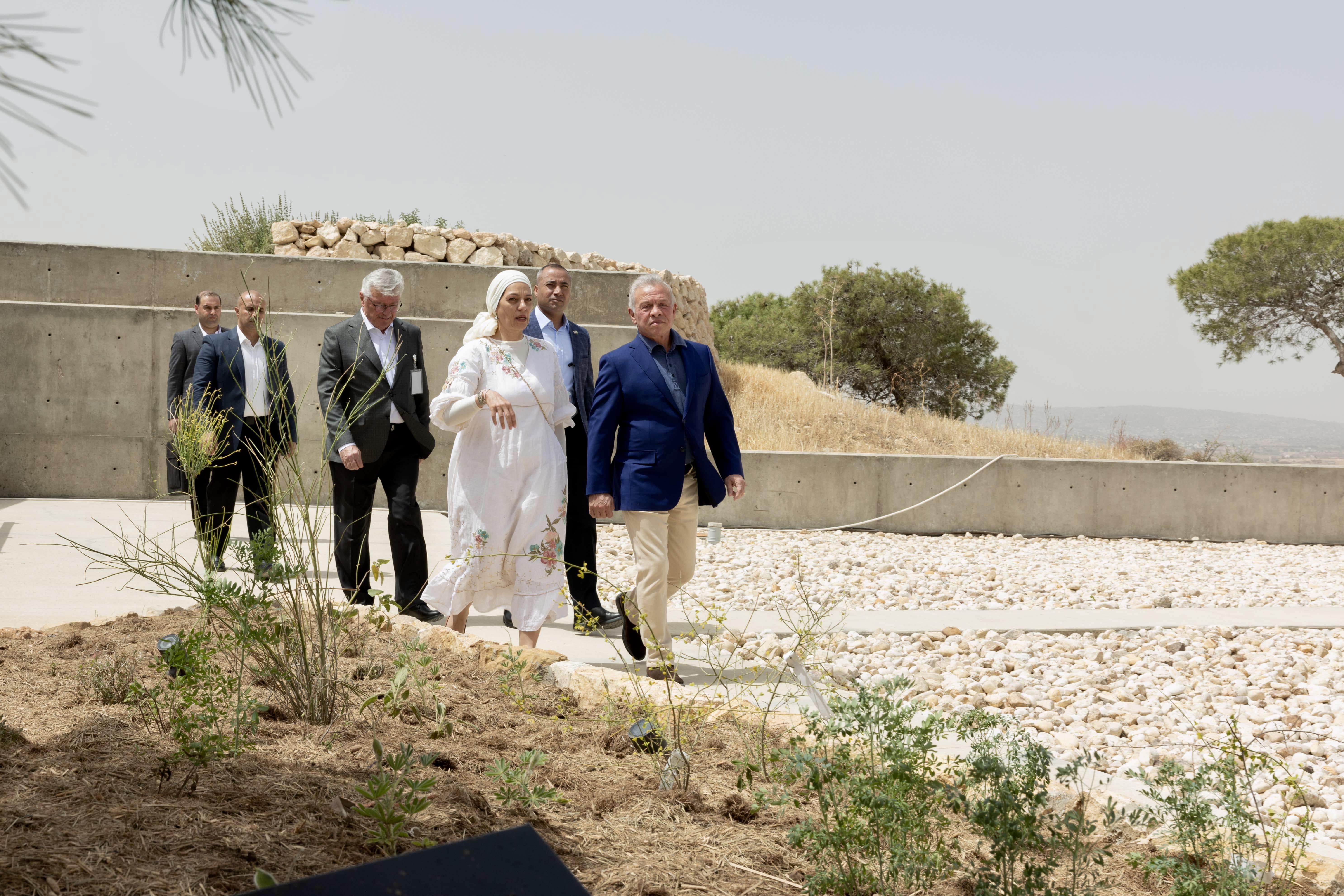 King inaugurates second phase of Royal Botanic Garden