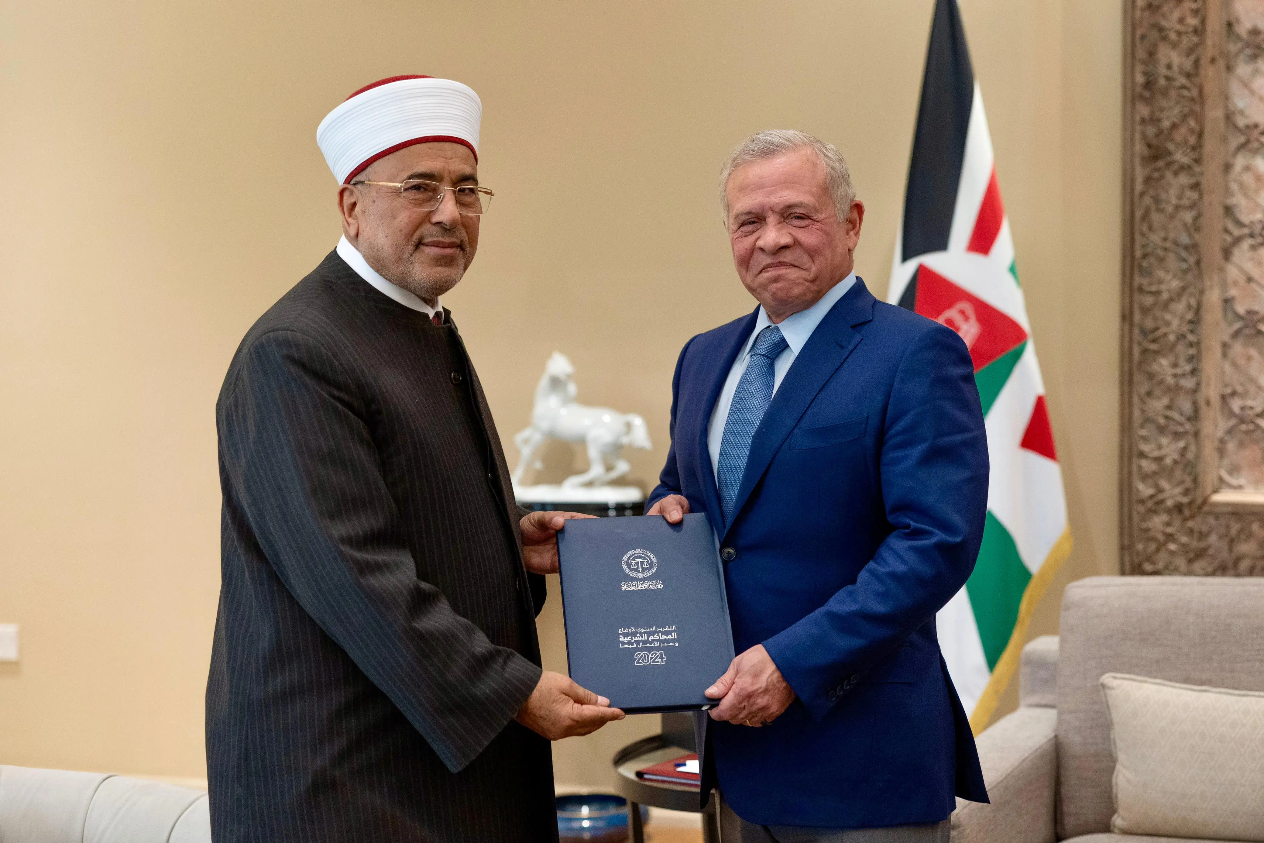 King receives annual reports of Judicial Council, Sharia Courts, integrity commission
