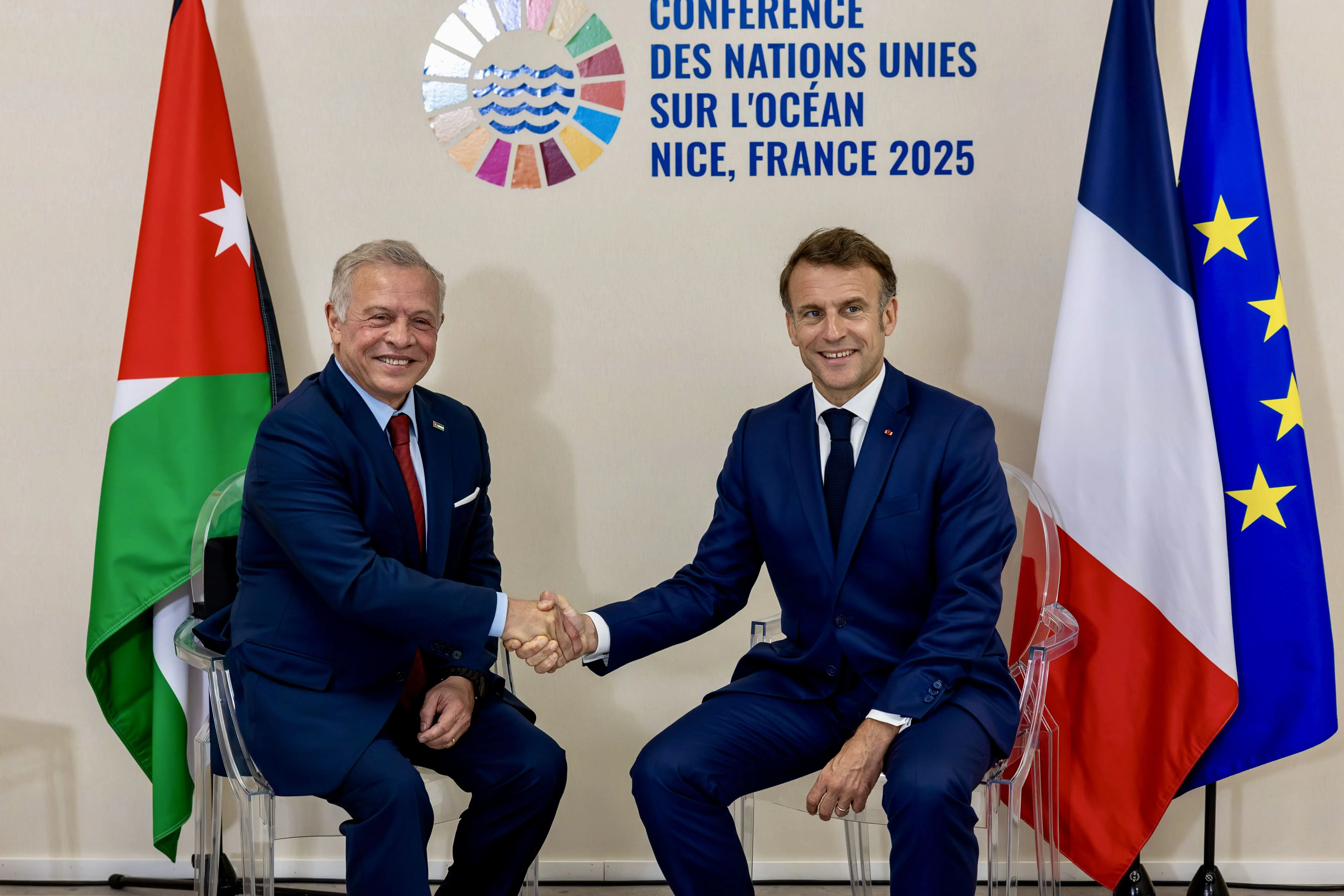 King meets with France president in Nice
