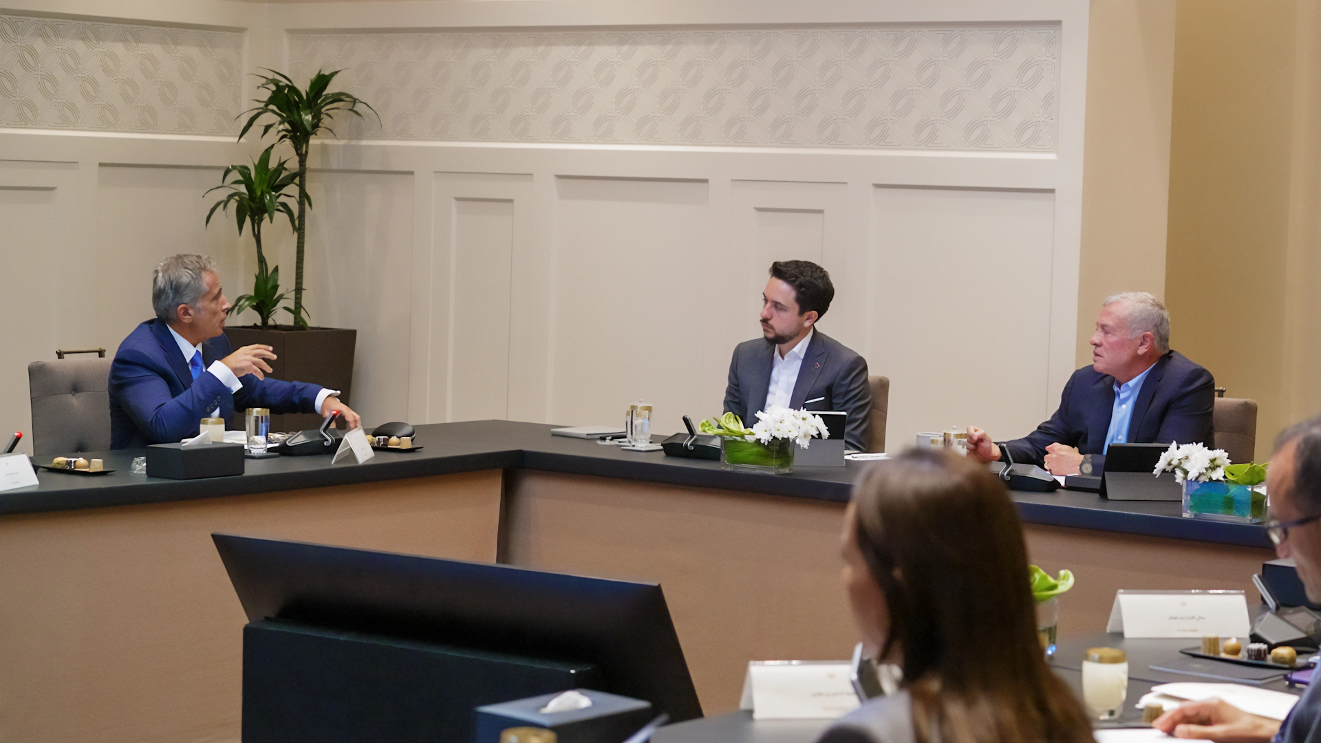 King reviews economic vision’s implementation progress in first half of 2025