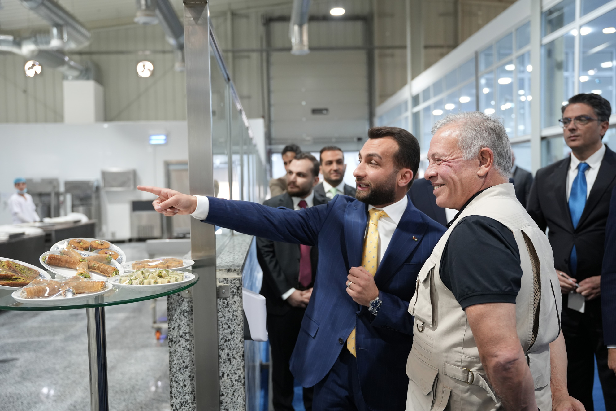 King visits industrial facilities in Al Qastal