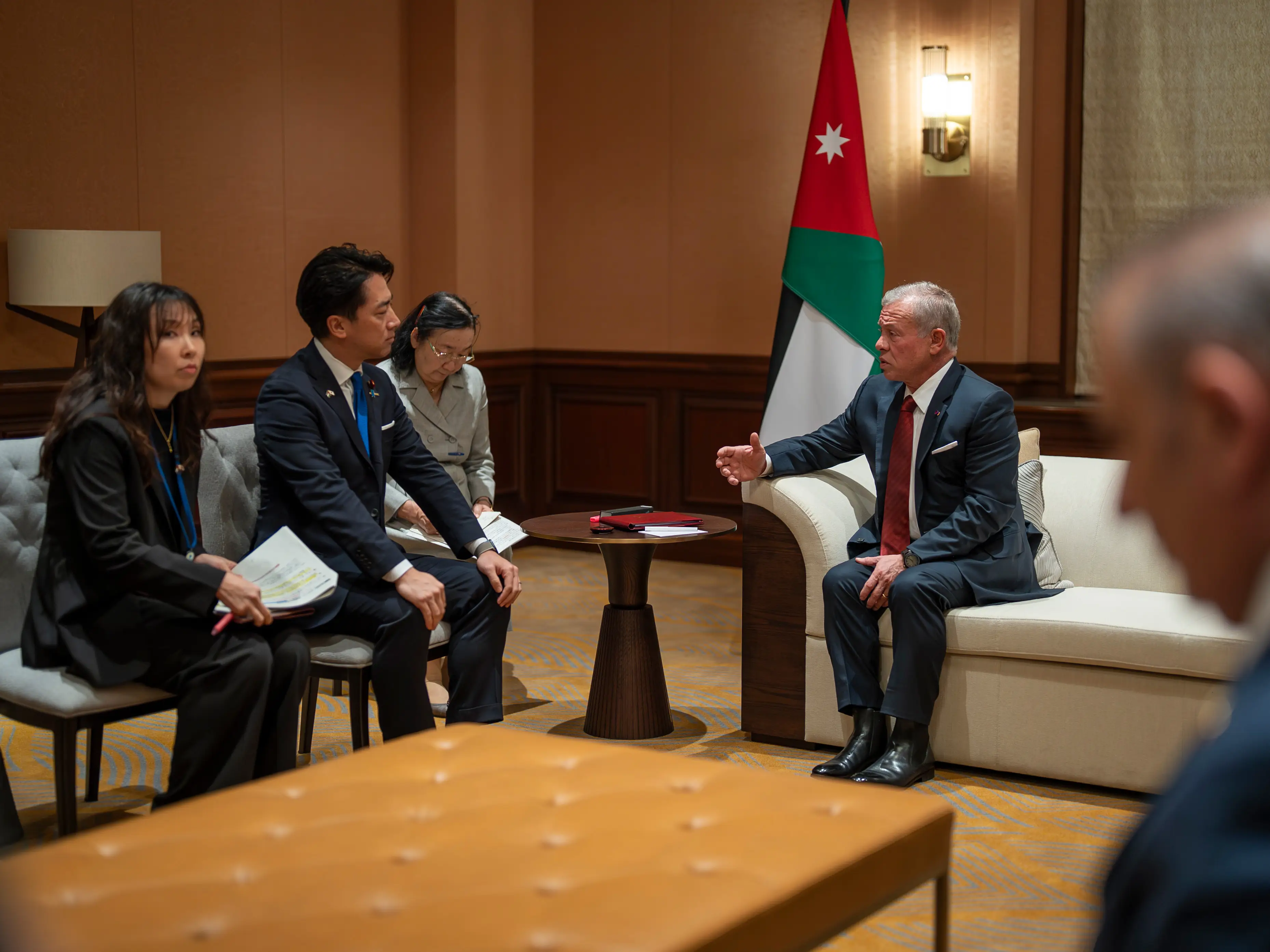 King meets with Japan defence minister