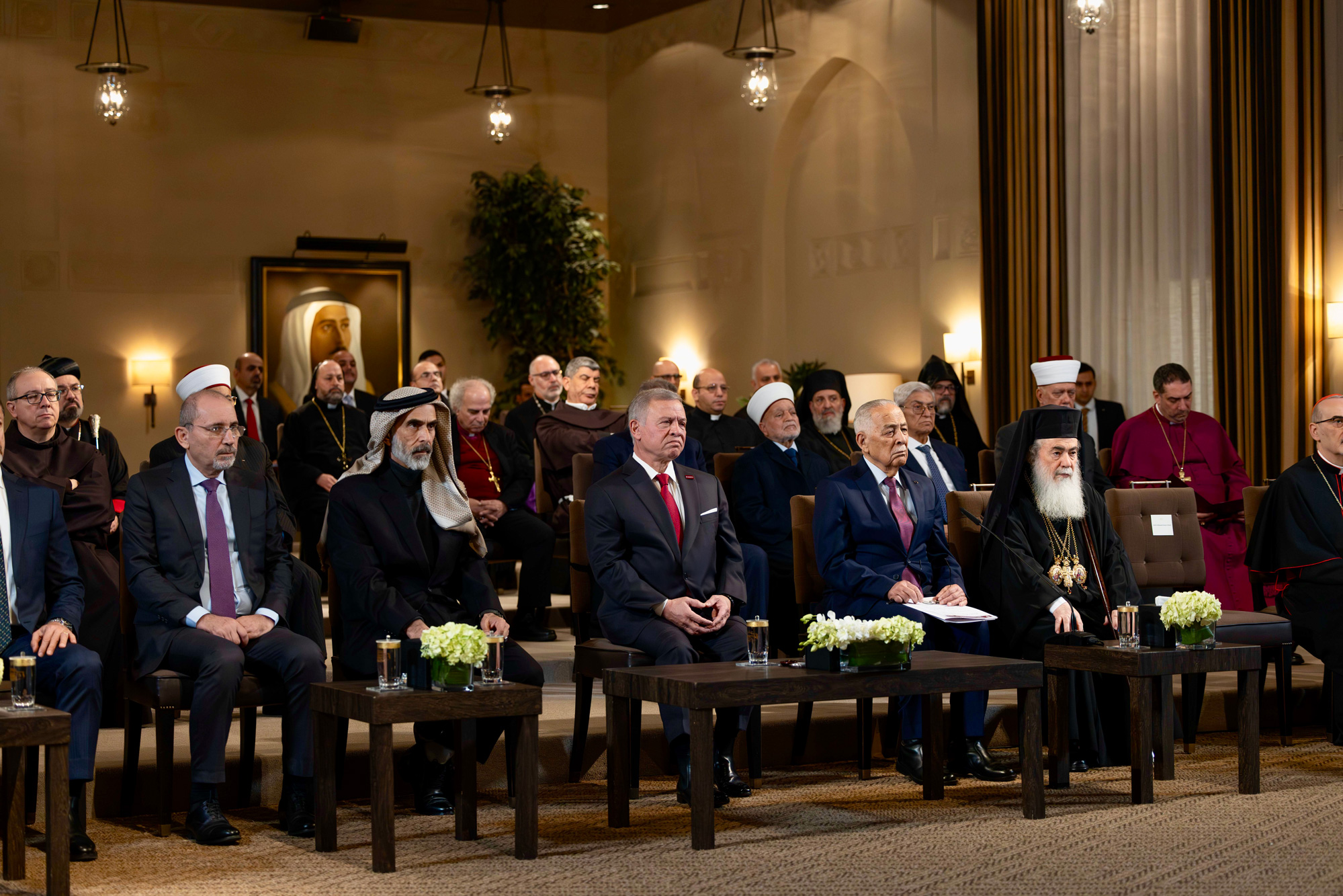 الملك يهنئ المسيحيين في الأردن وفلسطين والعالم بالأعياد المجيدة