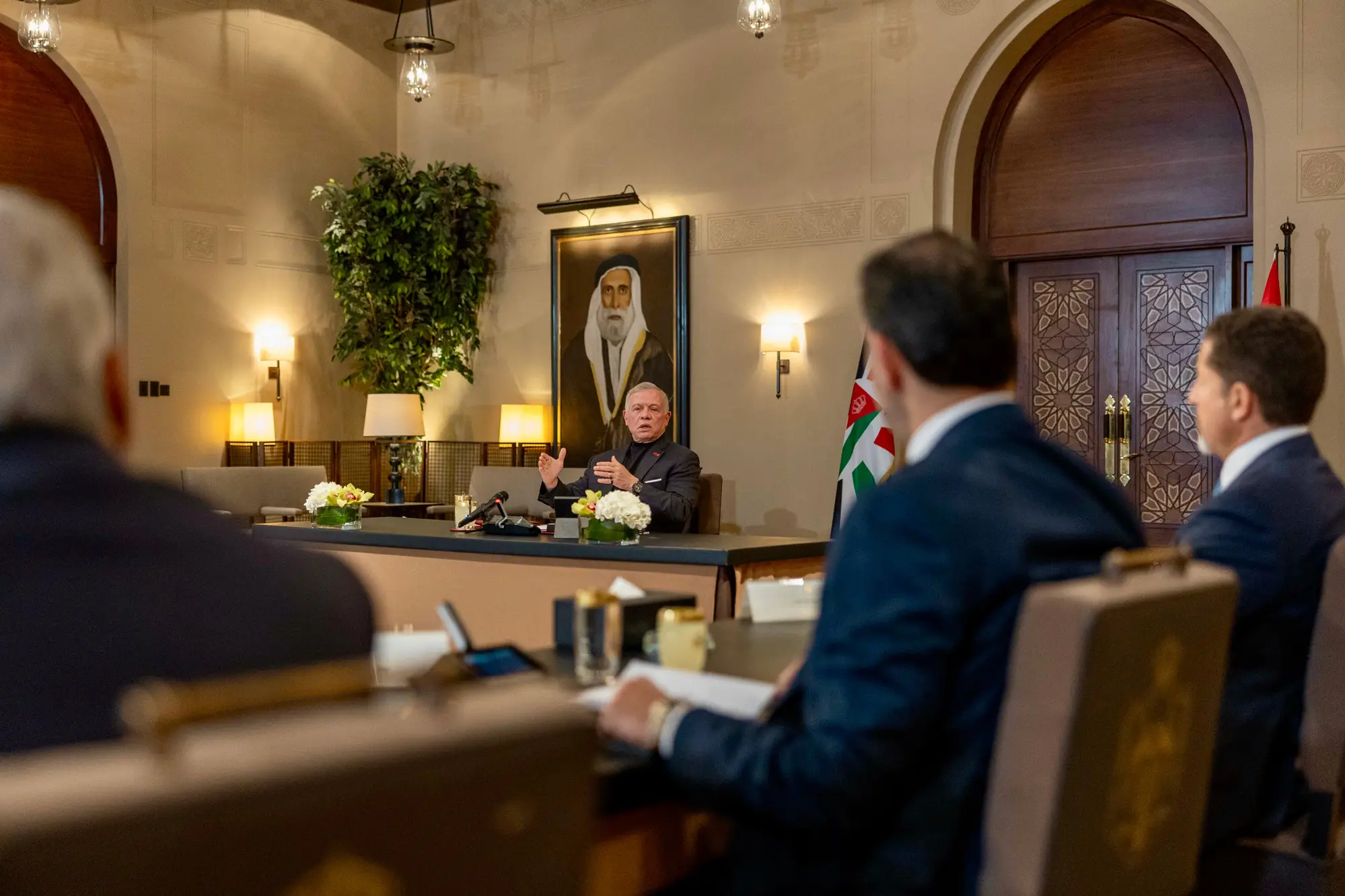 King meets with political, media figures