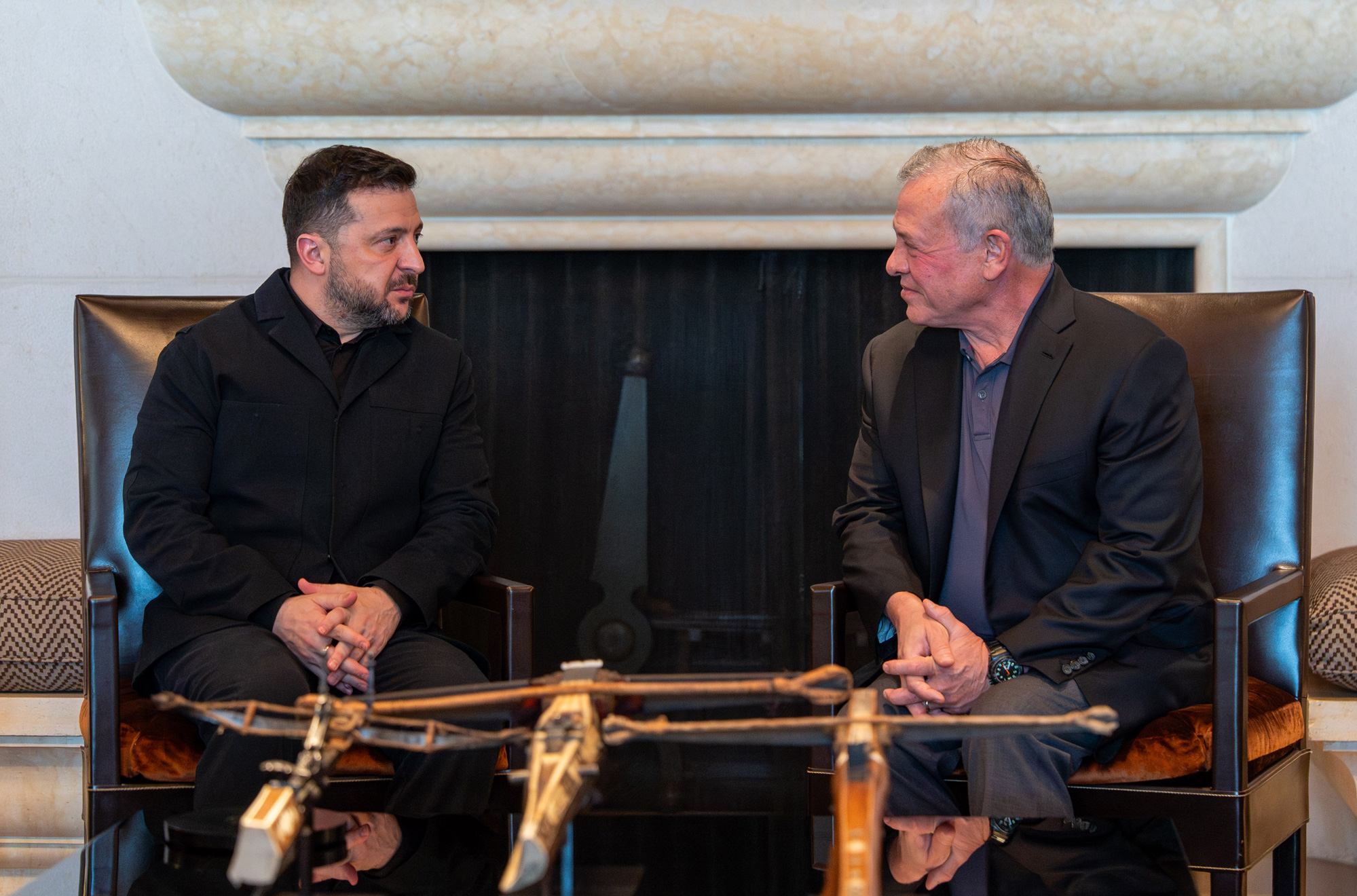 King receives Ukraine president