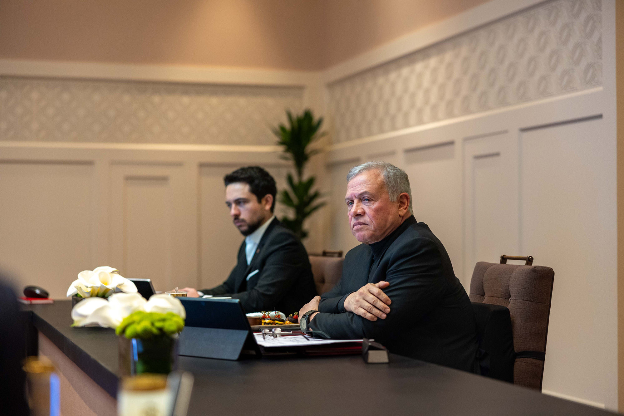 King reviews government progress in public sector modernisation