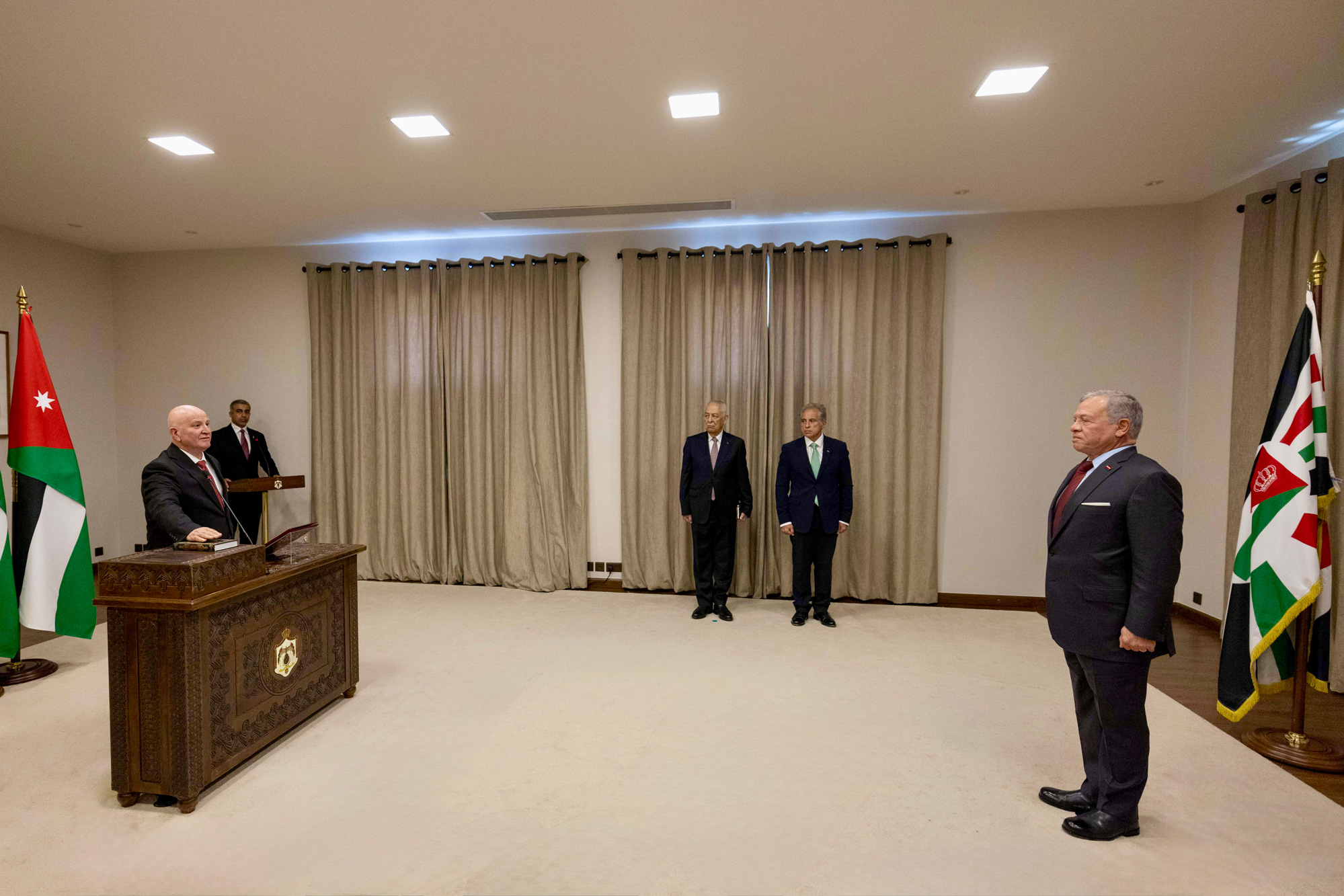 King swears in Majali as Integrity, Anti-Corruption Commission chairman