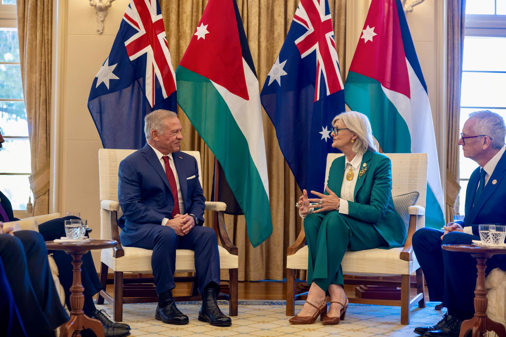 King, Australia governor-general discuss regional developments, cooperation